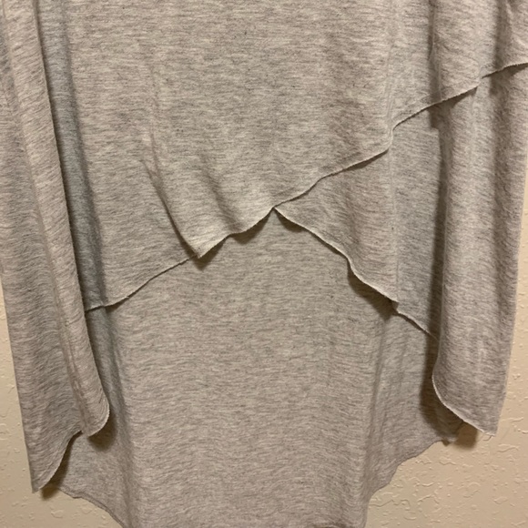 Express One Eleven Asymmetrical Grey Shirt - Picture 2 of 4